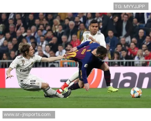 2月23日塞维利亚对阵巴萨精彩直播全程回顾与分析 2月23日塞维利亚对阵巴萨精彩直播全程回顾与分析